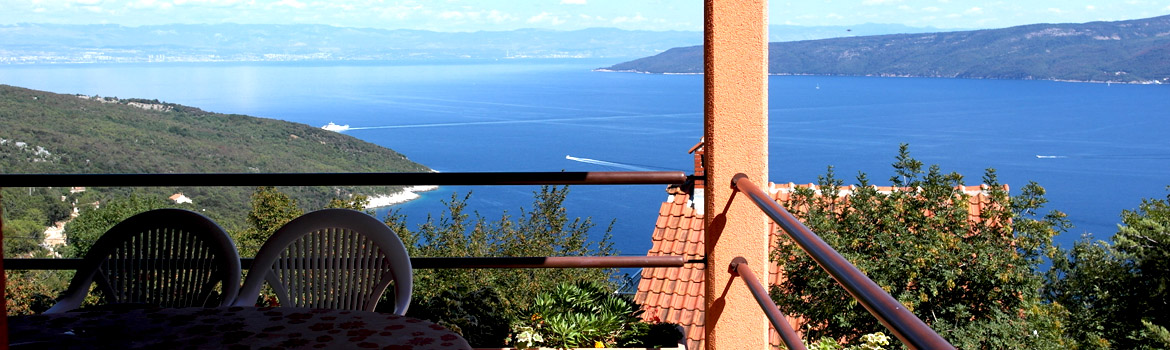 Unser Ferienhaus in Kroatien - Gelände